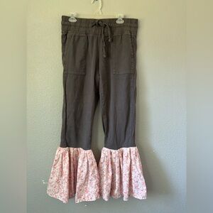 Floral Ruffle Hem Pants - Gray and Pink